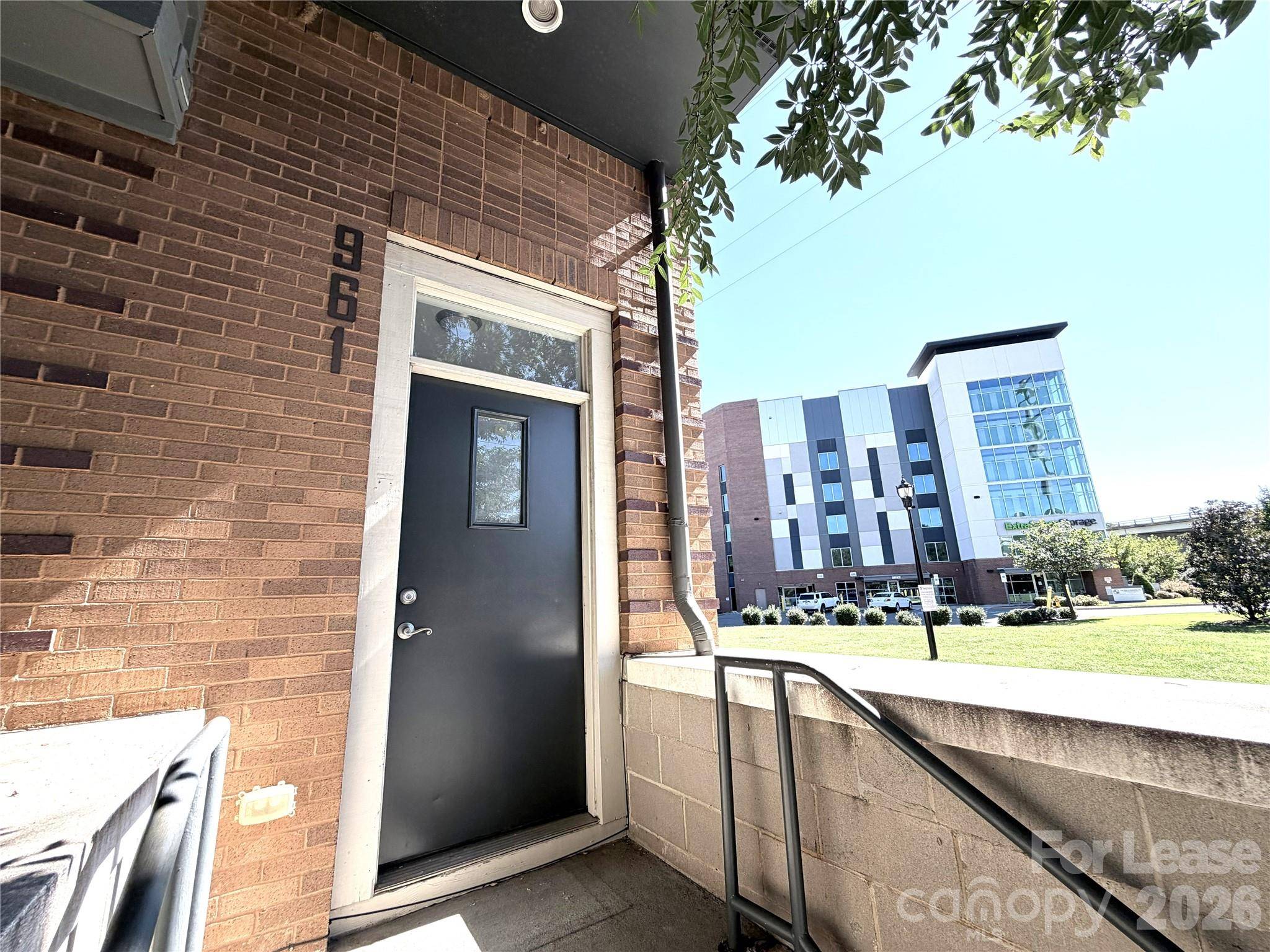 961 E 7th ST, Charlotte, NC 28204