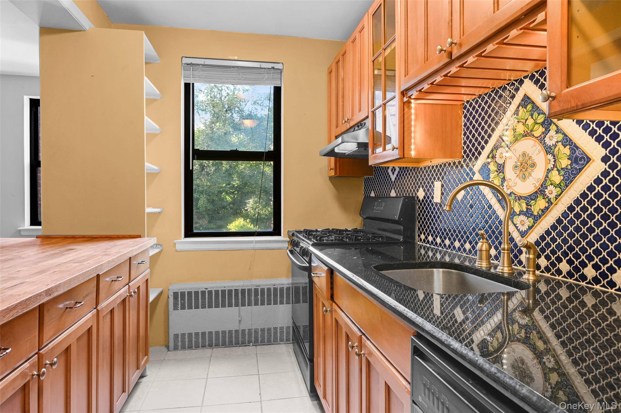 142 Garth RD #3T, Scarsdale, NY 10583