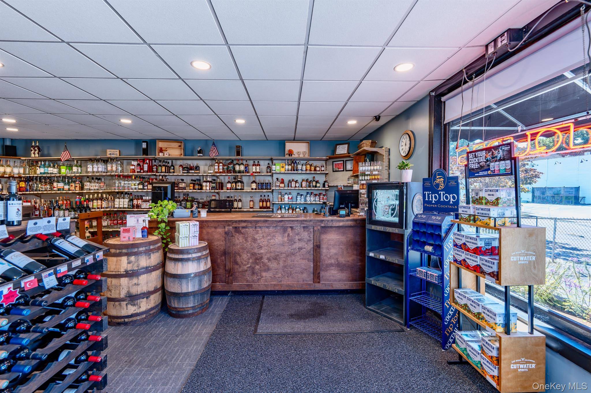 374 S Wall ST, Kingston, NY 12401