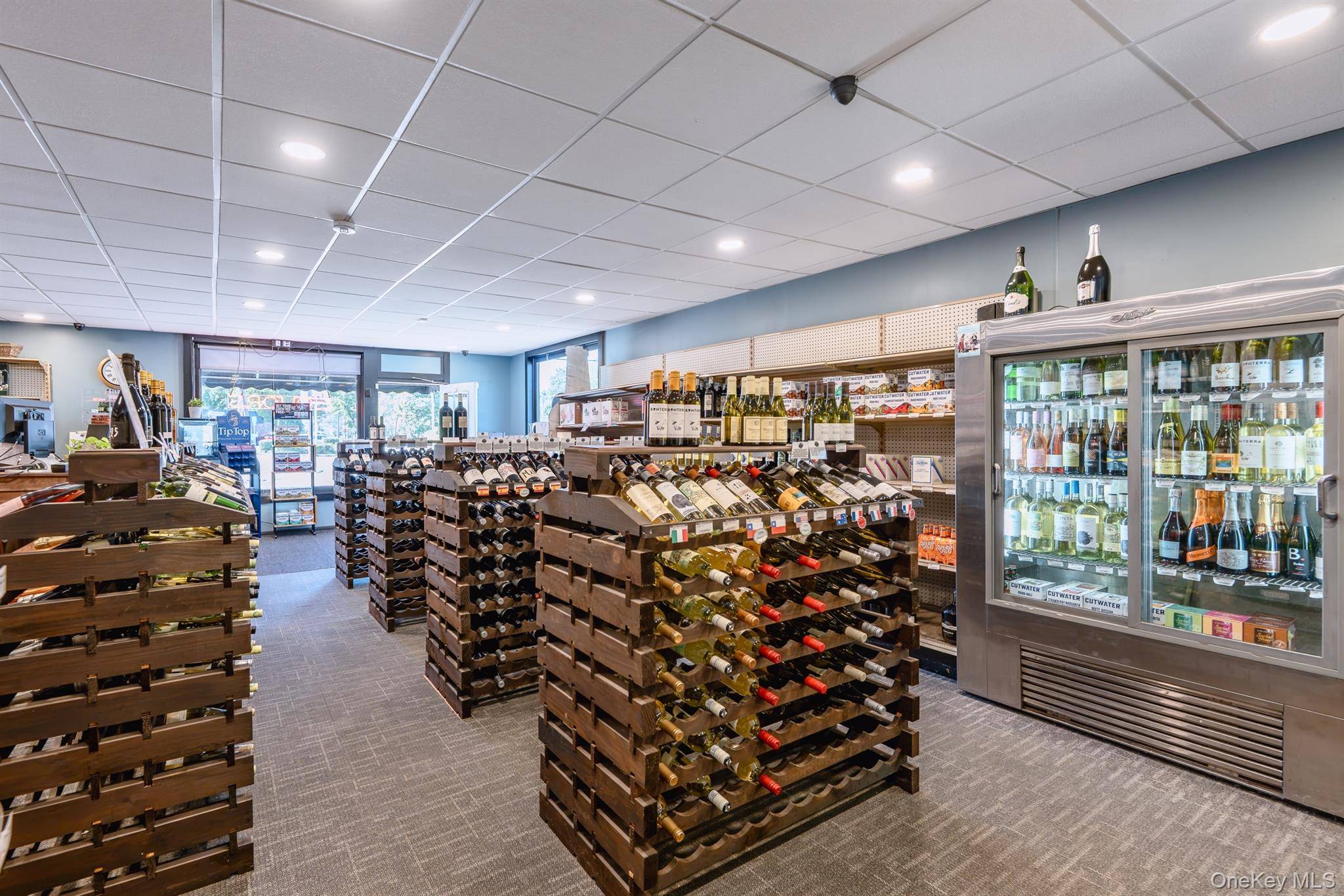 374 S Wall ST, Kingston, NY 12401