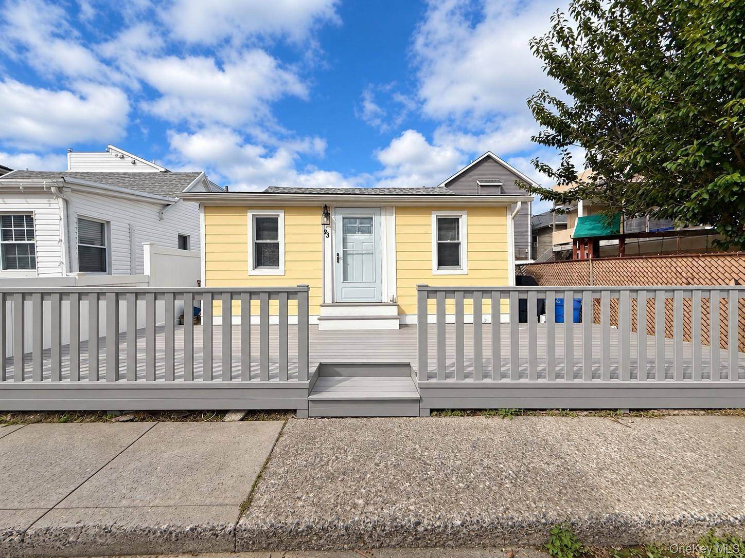 93 New Hampshire ST, Long Beach, NY 11561