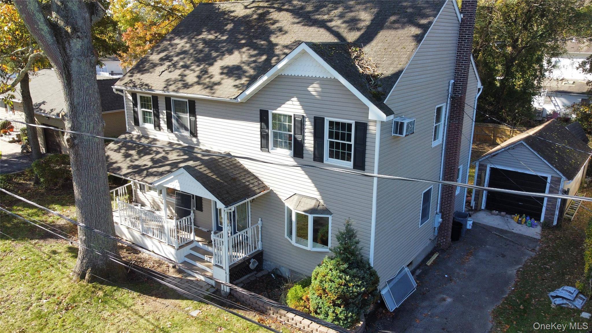 16 Babylon DR, Sound Beach, NY 11789