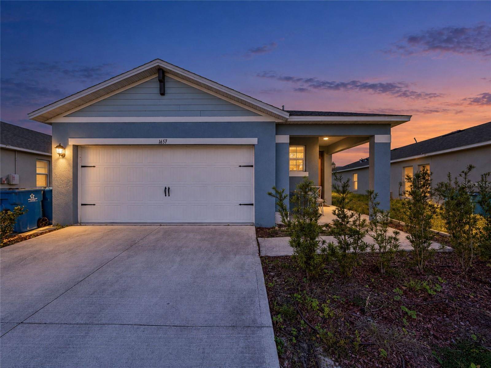 1657 ROSY DALE CIR, Davenport, FL 33837