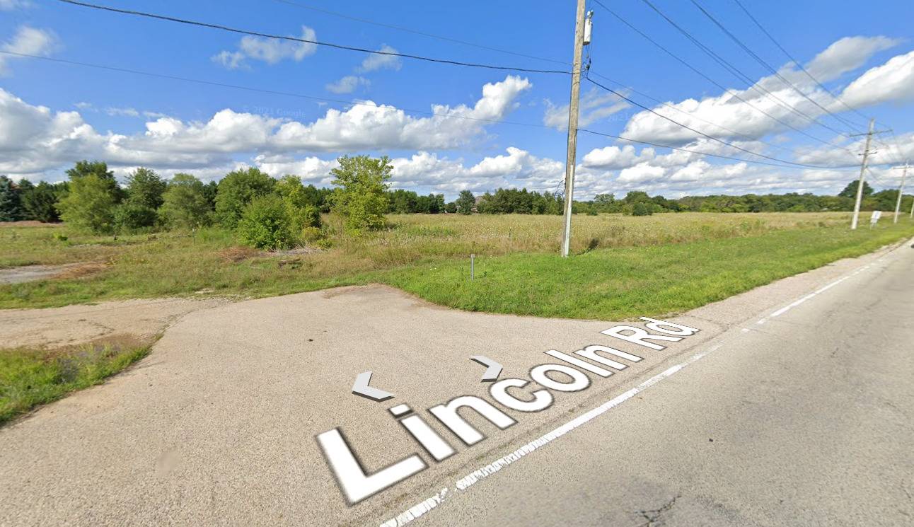 1718 W Lincoln RD, Lakemoor, IL 60051