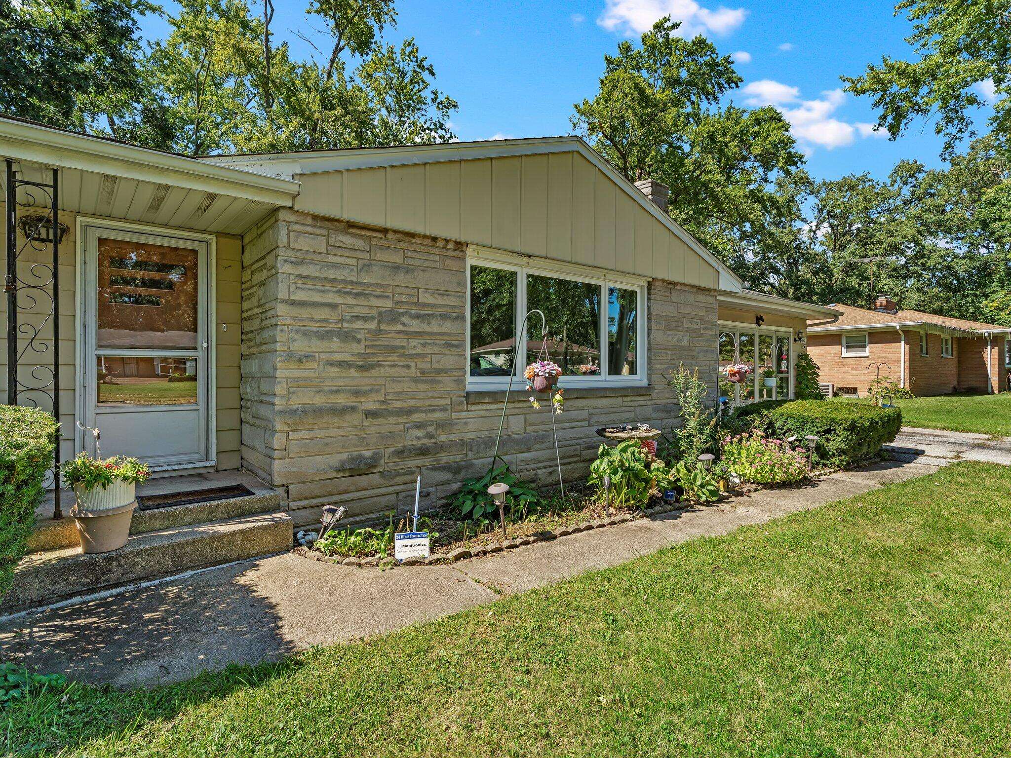 5410 Marcella Road, Merrillville, IN 46410