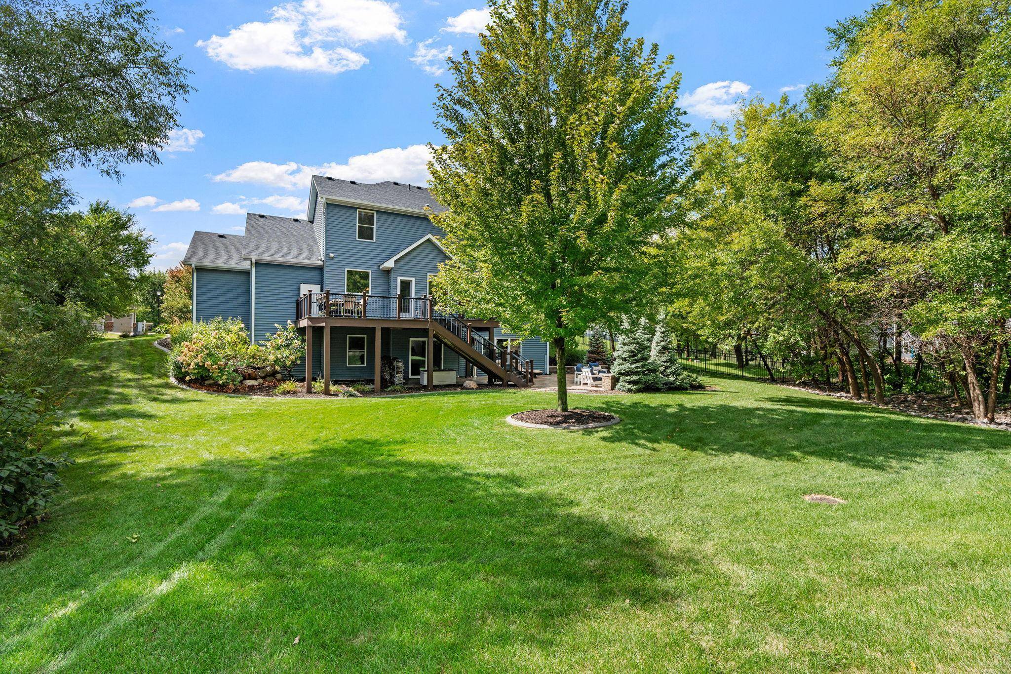 17550 73rd AVE N, Maple Grove, MN 55311