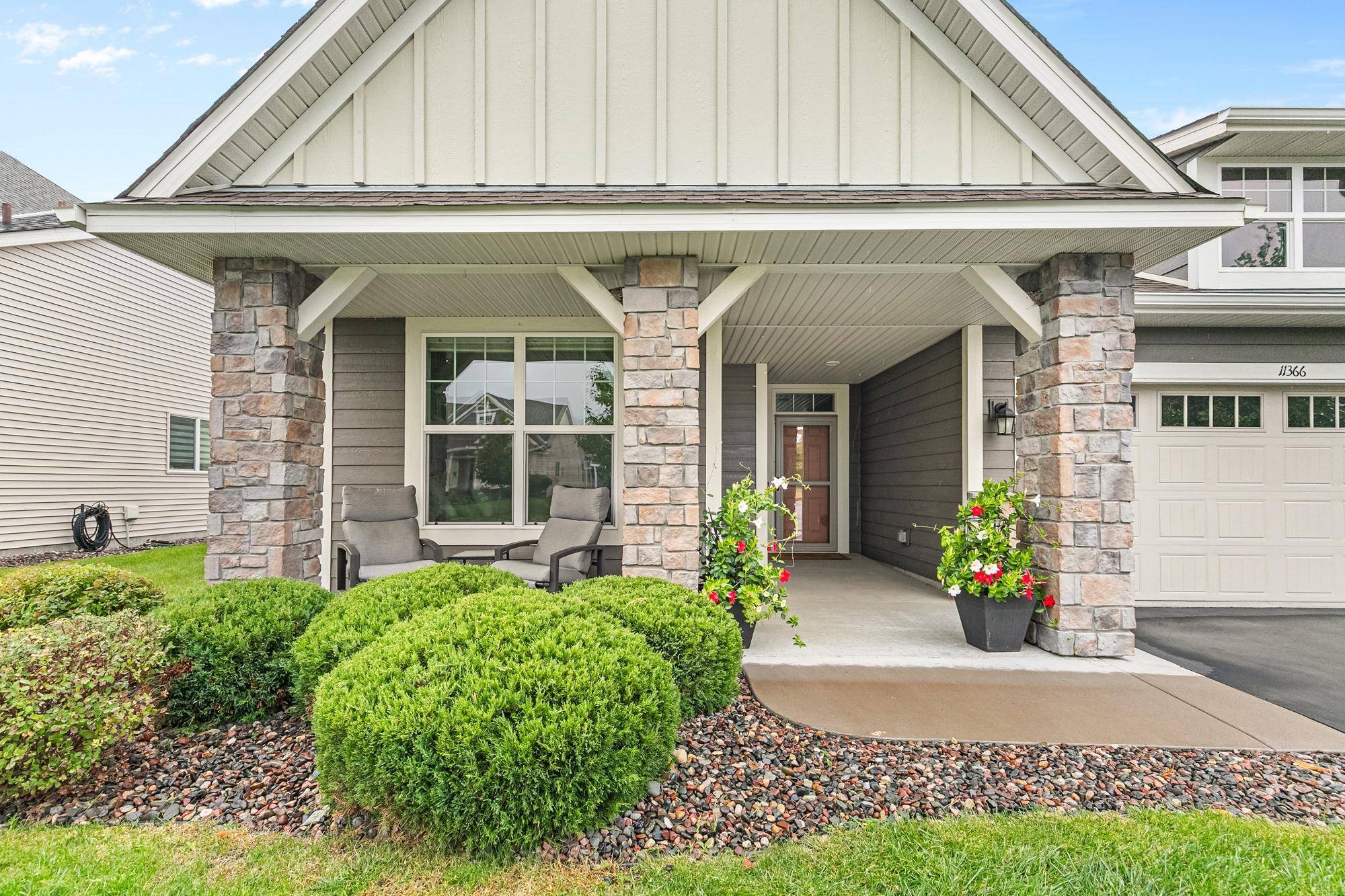 11366 Lincoln CT NE, Blaine, MN 55434