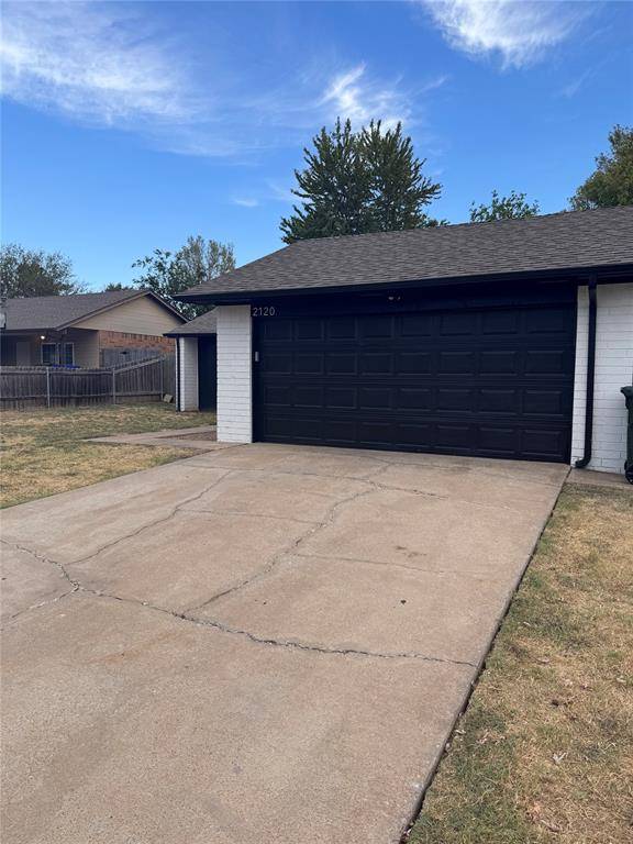 2120 Bois De Arc CIR, Norman, OK 73071