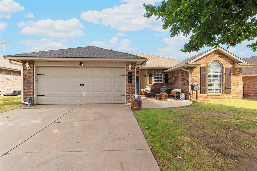 10221 Bradford WAY, Yukon, OK 73099