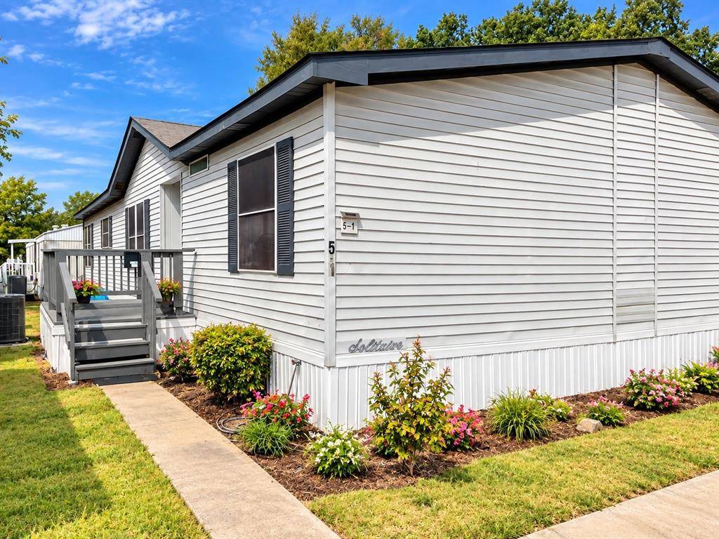 301 S Coppell Road #5-1, Coppell, TX 75019