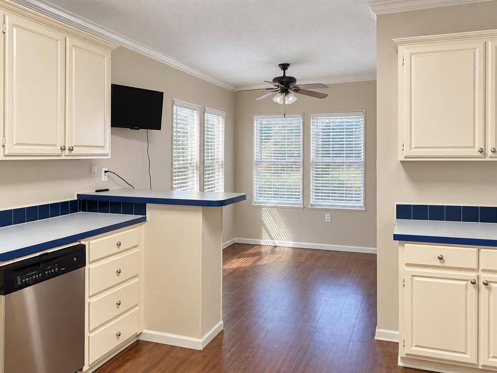 301 S Coppell Road #5-1, Coppell, TX 75019