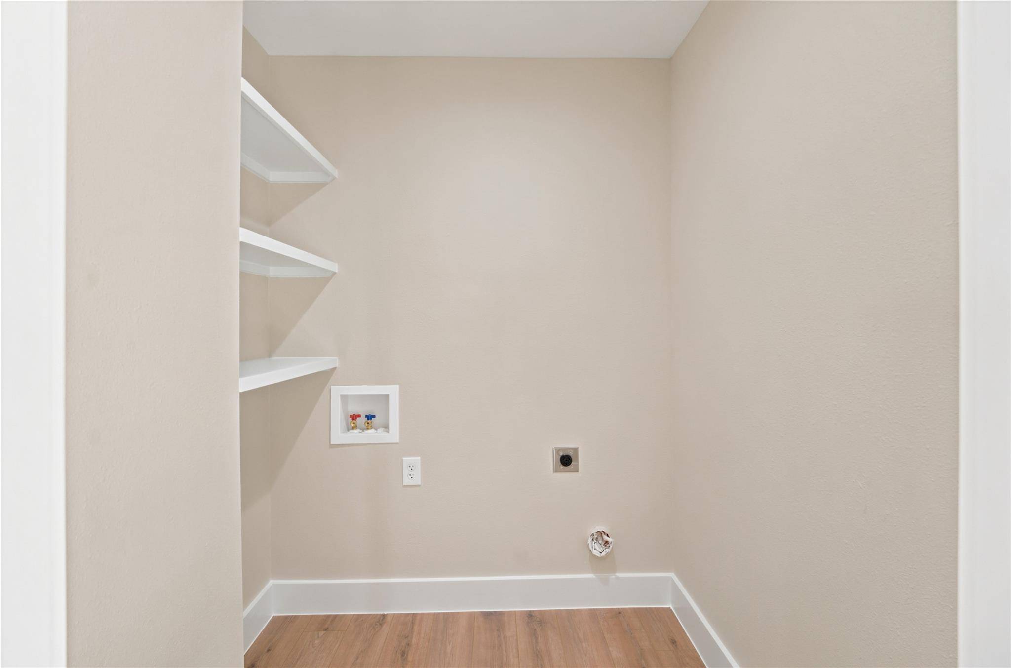 125 Discovery LN, San Marcos, TX 78666