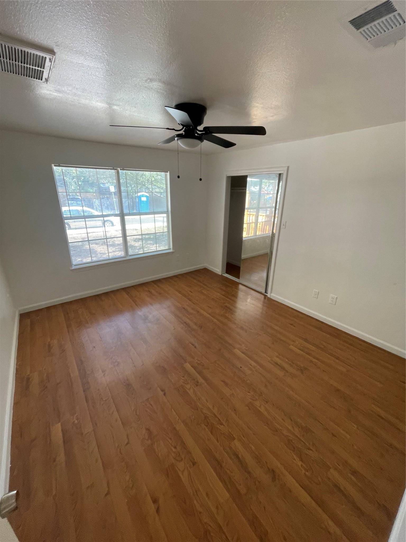 5205 Glissman RD, Austin, TX 78702