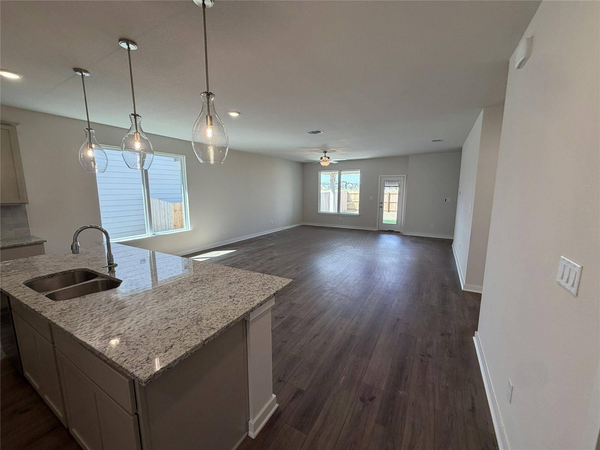 254 Gus LOOP, Jarrell, TX 78626