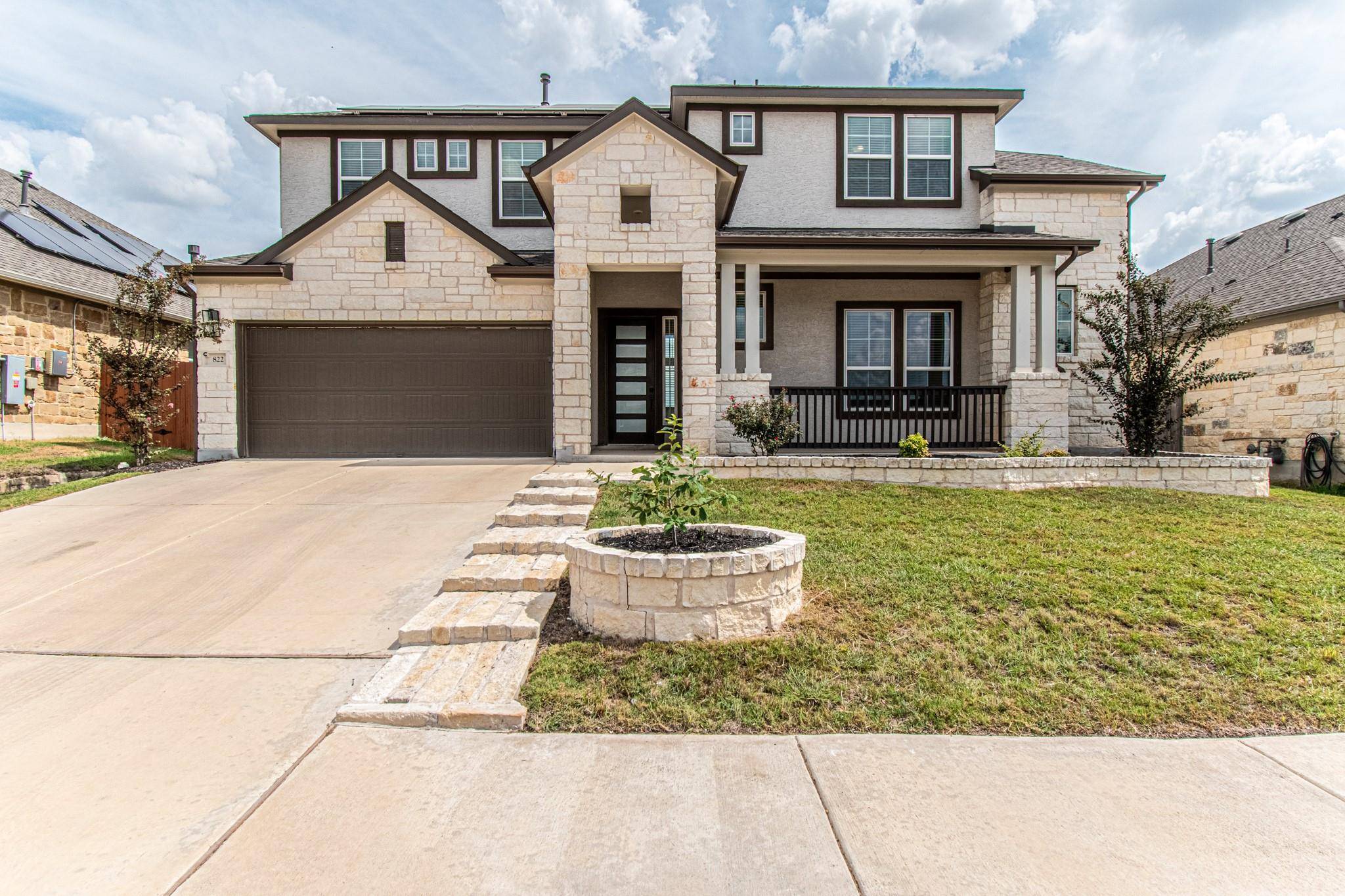 822 Wild Pecan LOOP, Buda, TX 78610