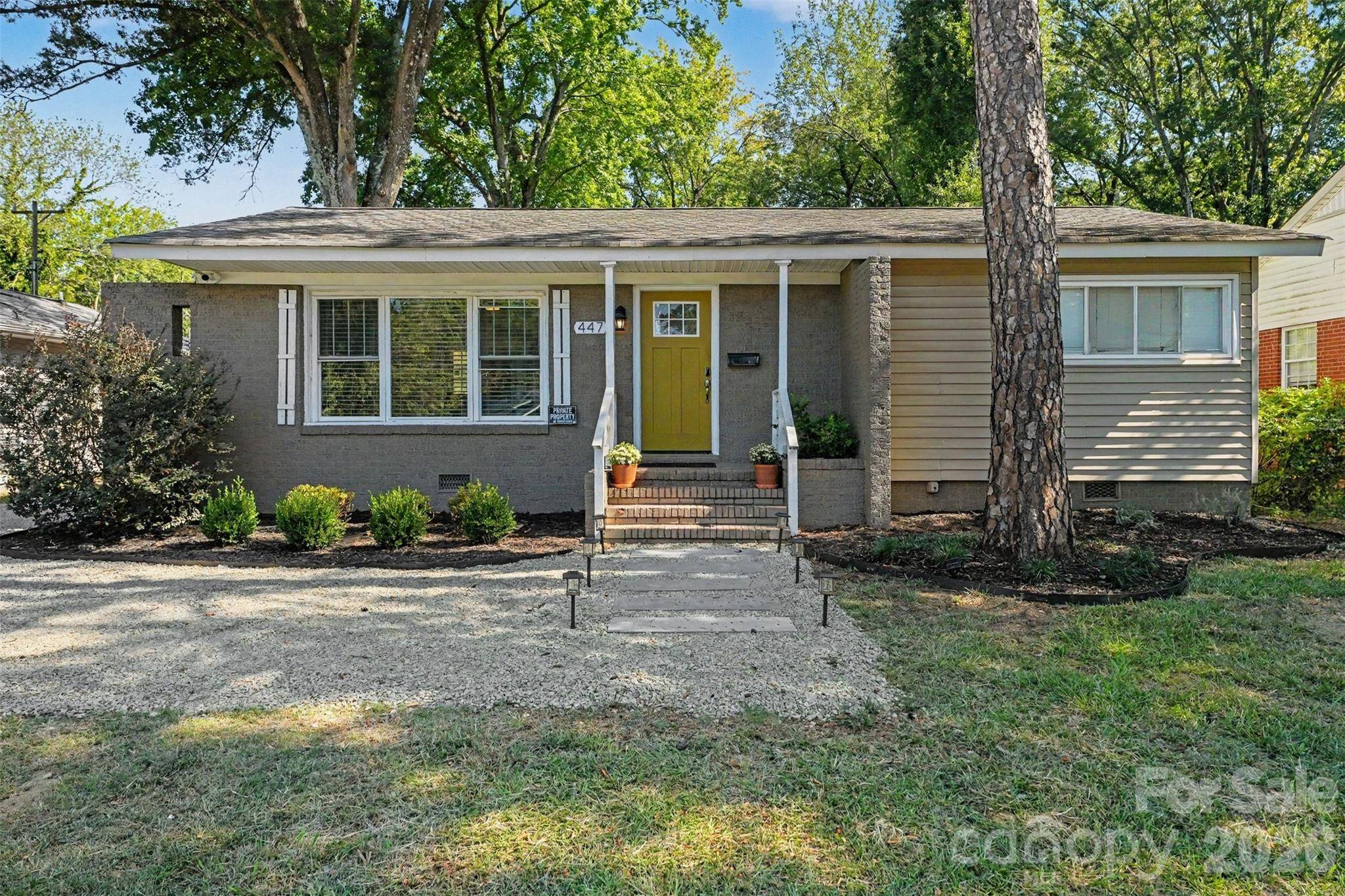 447 E Woodlawn RD, Charlotte, NC 28209