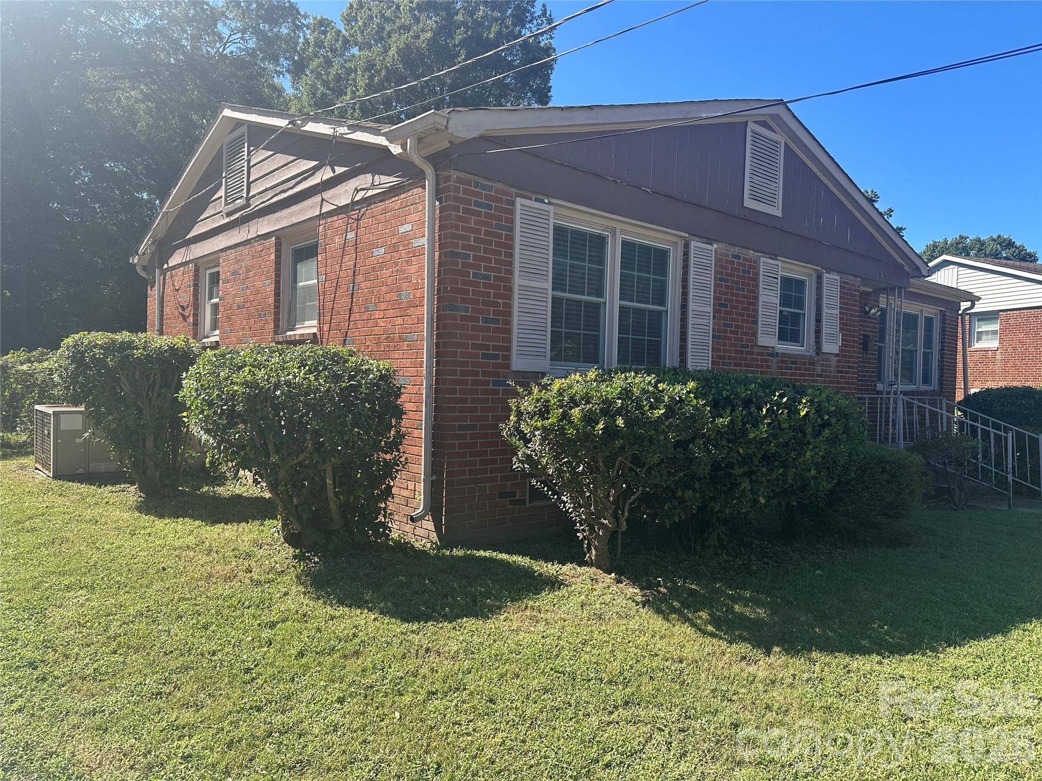 1435 Dean ST, Charlotte, NC 28216
