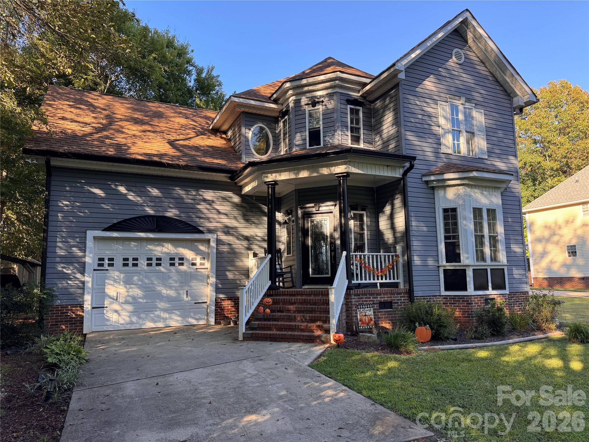 2070 Smith Ford RD, Hickory Grove, SC 29717