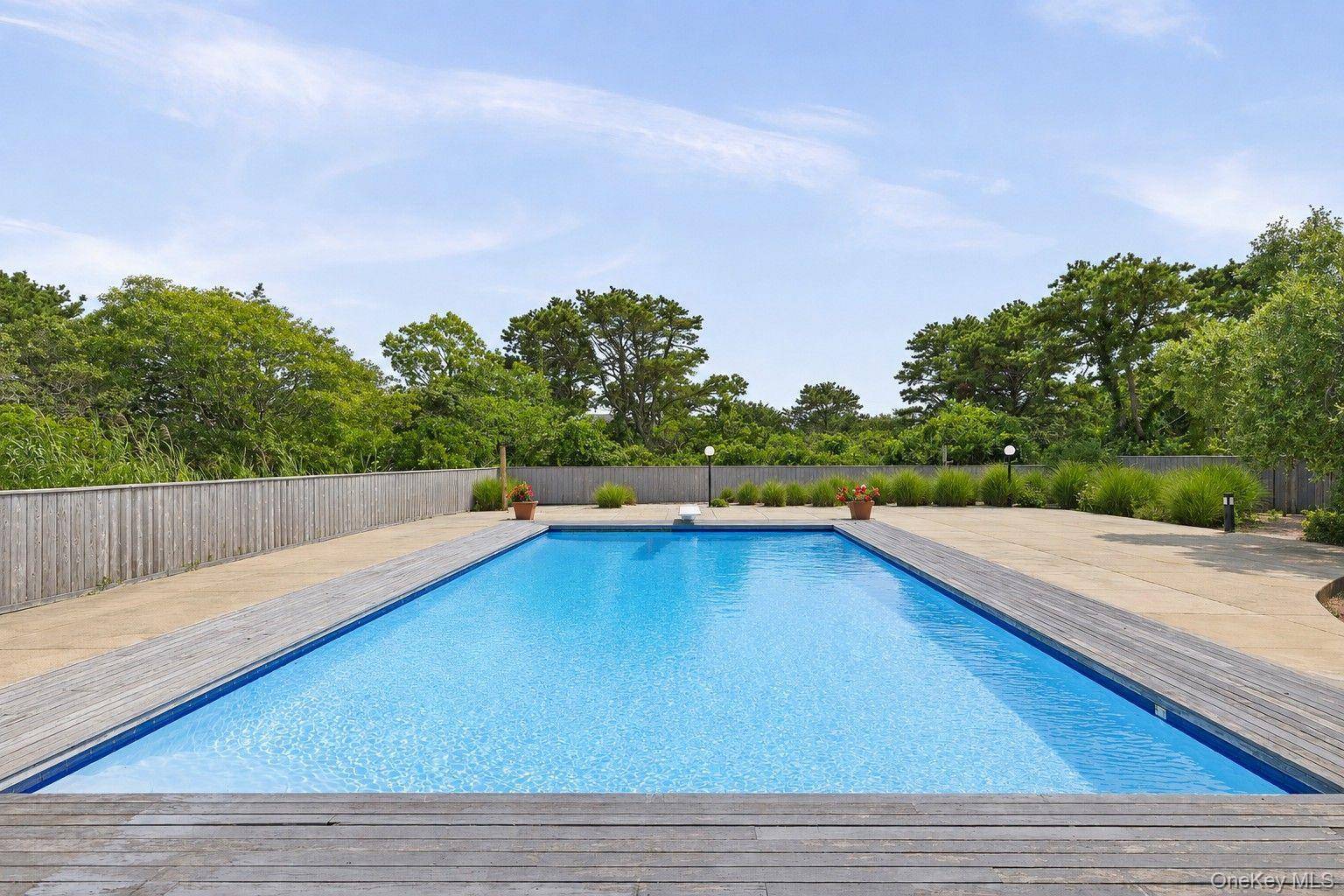 49 Gilberts PATH, Amagansett, NY 11930