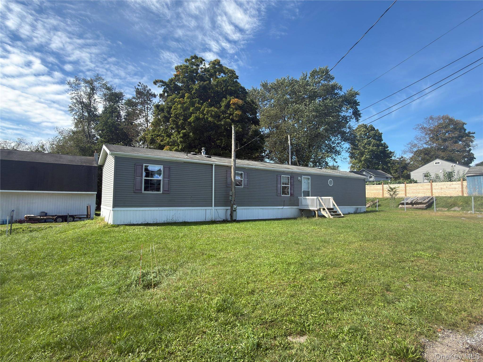 16 Delellas LN, Port Jervis, NY 12771