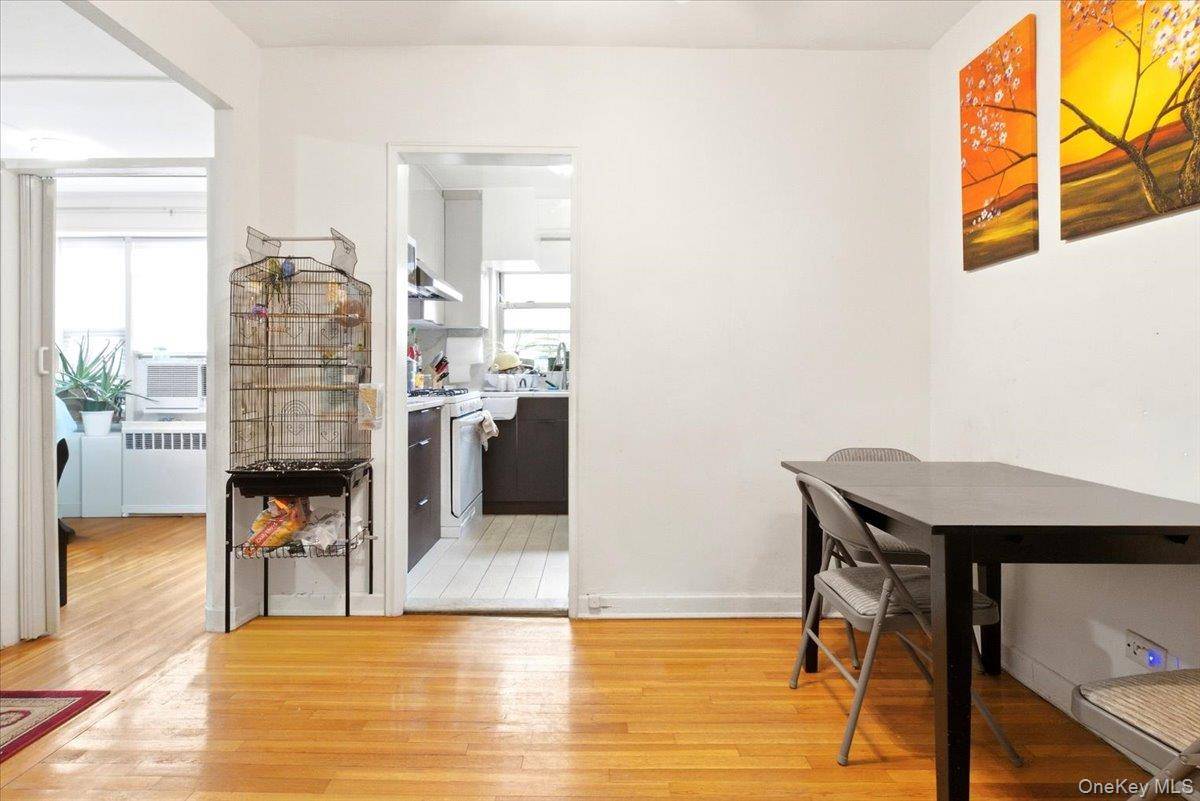 68-61 Yellowstone BLVD #412, Forest Hills, NY 11375