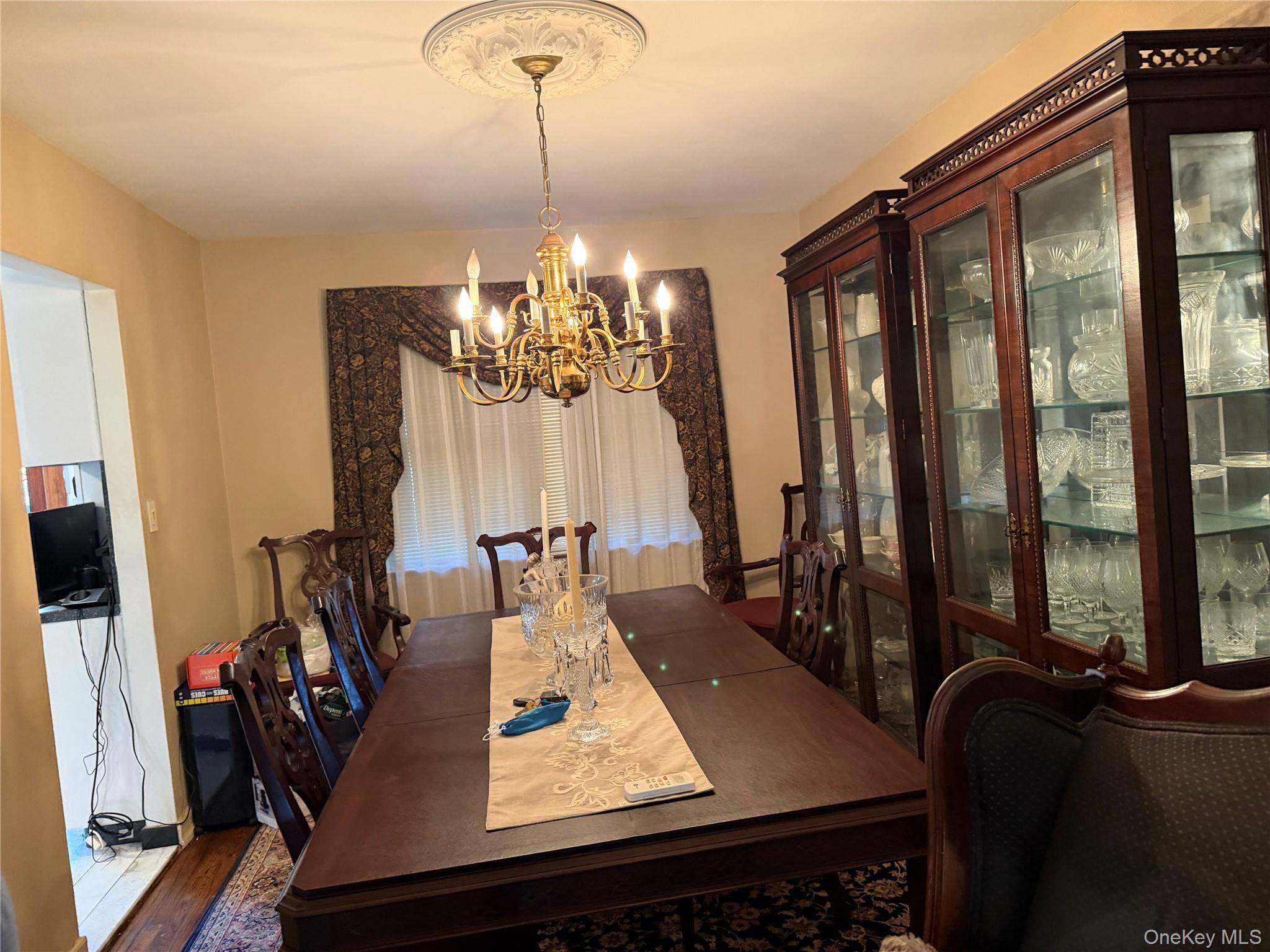 77-21 31st AVE, East Elmhurst, NY 11370