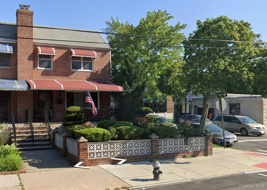 77-21 31st AVE, East Elmhurst, NY 11370