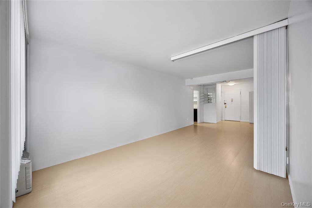 142-05 Roosevelt AVE #331, Flushing, NY 11354
