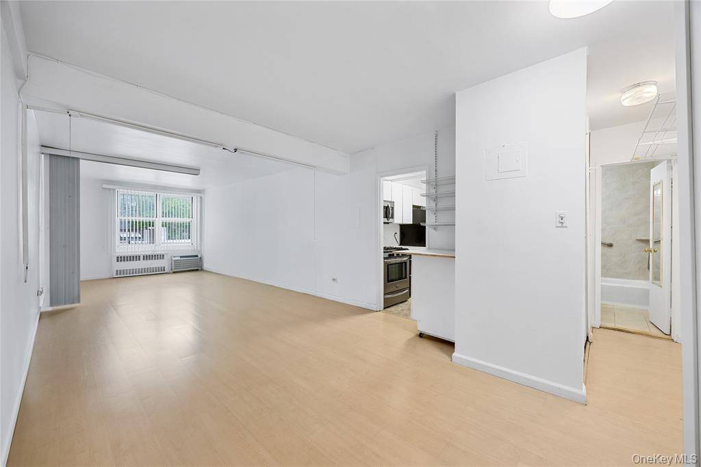 142-05 Roosevelt AVE #331, Flushing, NY 11354