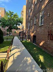 65-15 Yellowstone Blvd #5H, Forest Hills, NY 11375