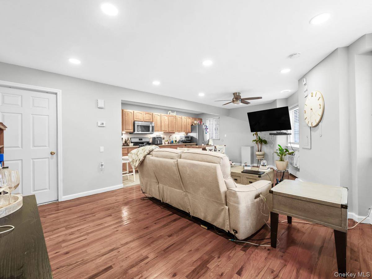 360 E 167th ST, Bronx, NY 10456