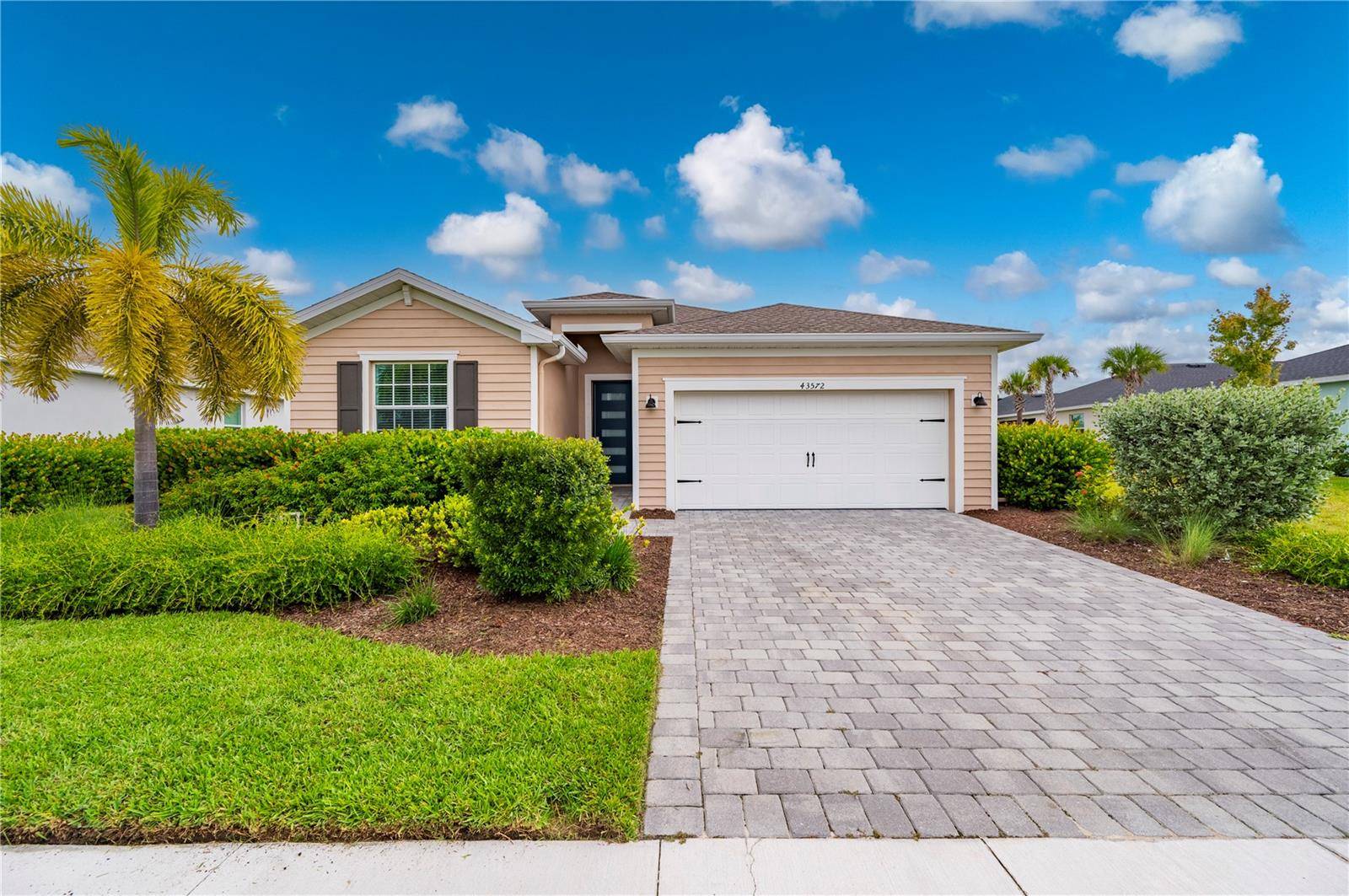 43572 TREADWAY DR, Punta Gorda, FL 33982