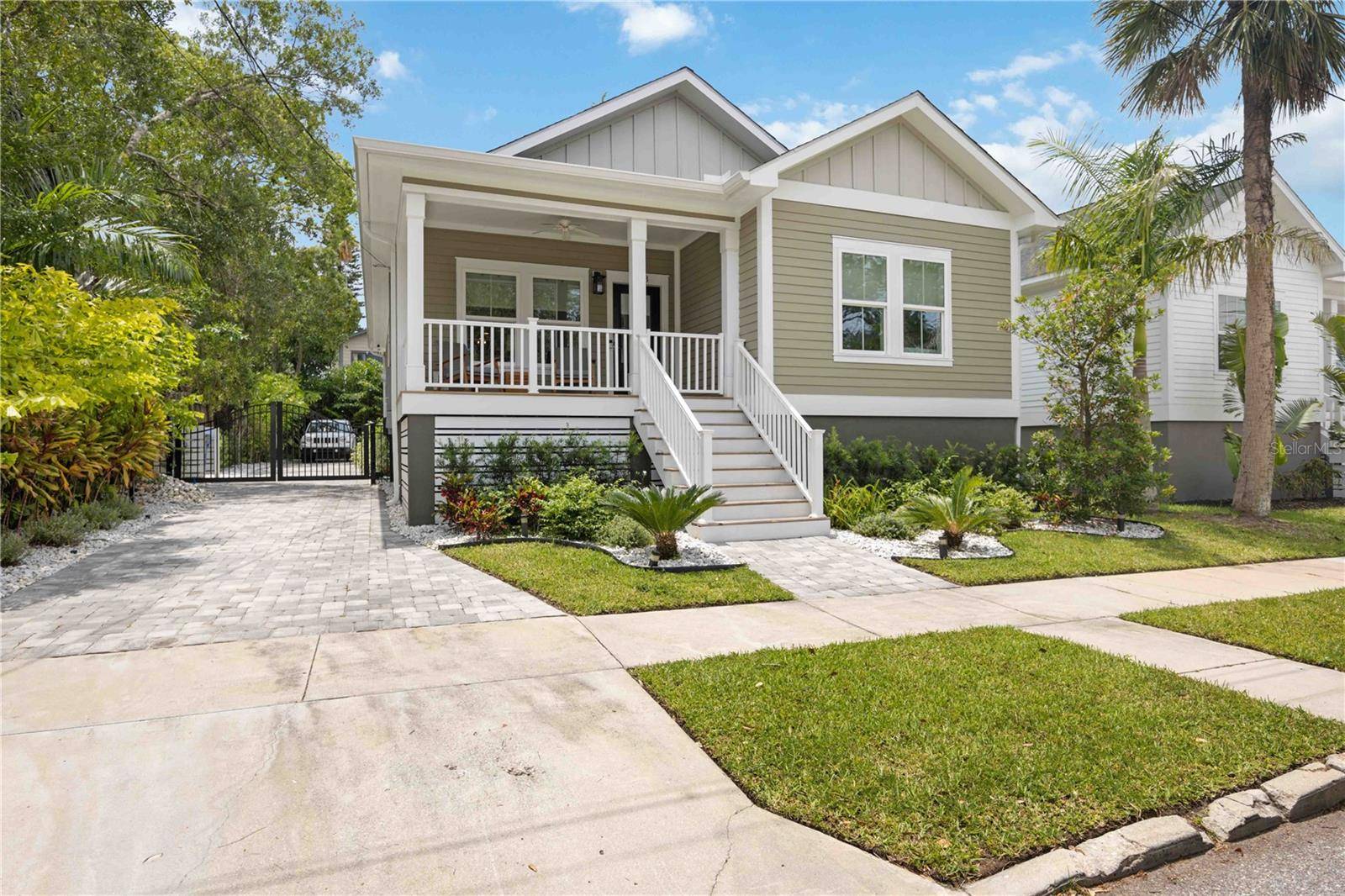 1623 8TH AVE W, Bradenton, FL 34205