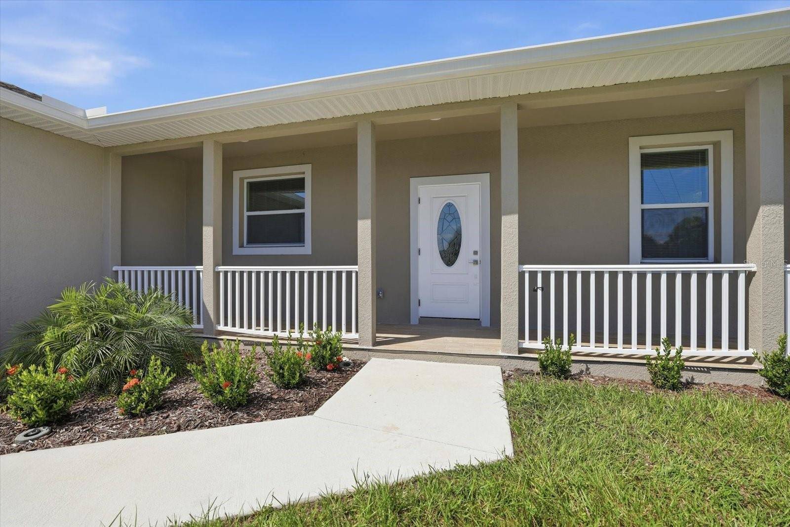 26 COXSWAIN DR, Placida, FL 33946