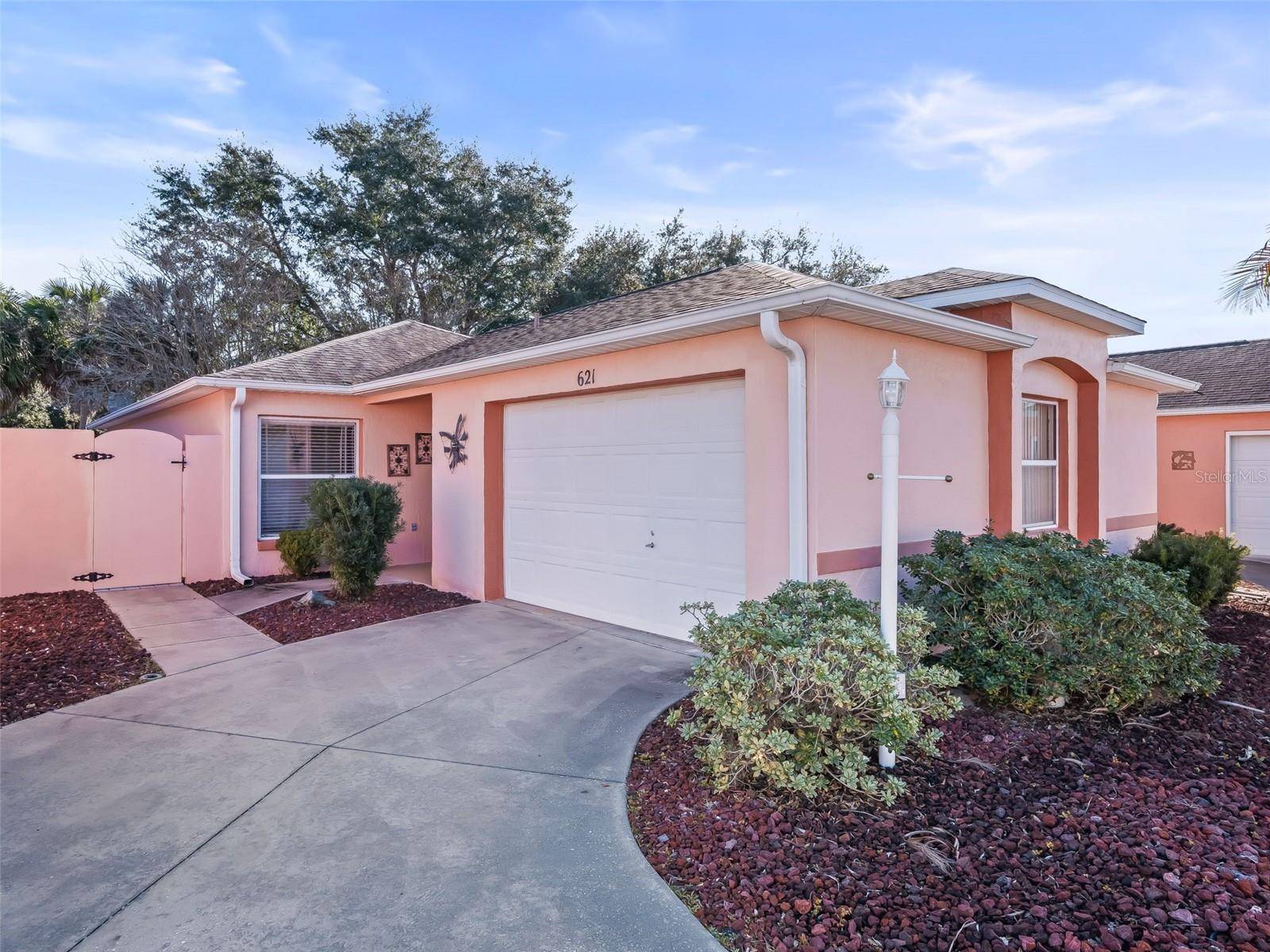 621 ENCONTO ST, The Villages, FL 32159