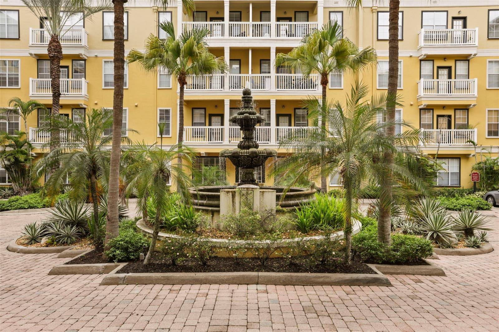 860 N ORANGE AVE #323, Orlando, FL 32801