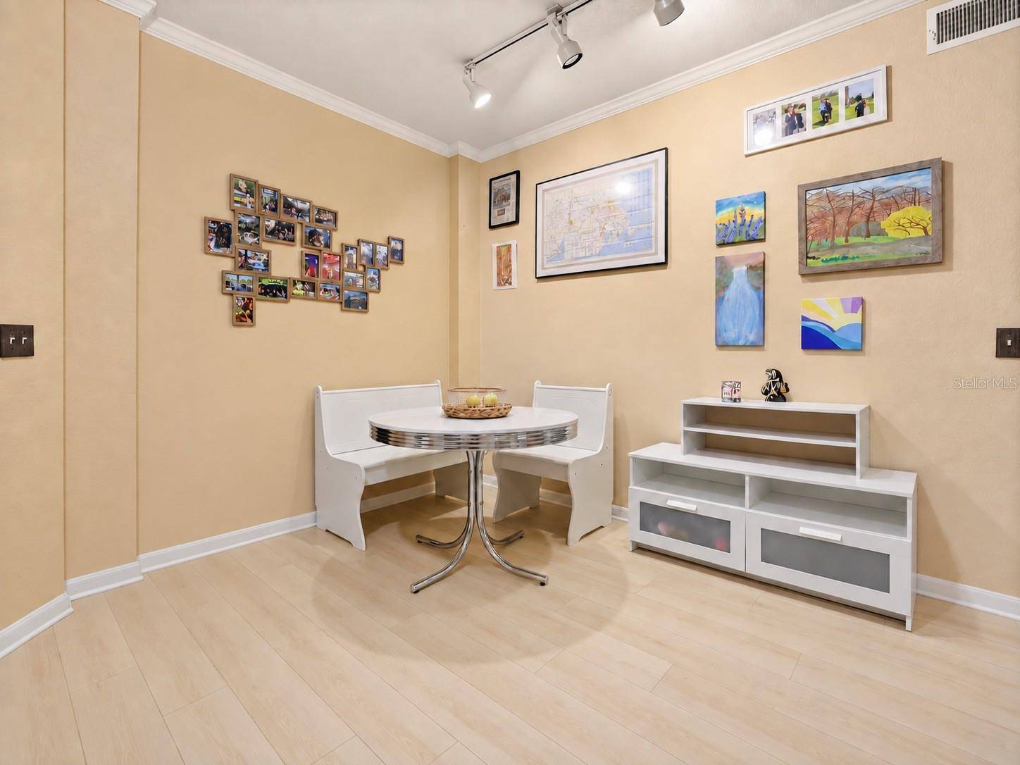 860 N ORANGE AVE #323, Orlando, FL 32801