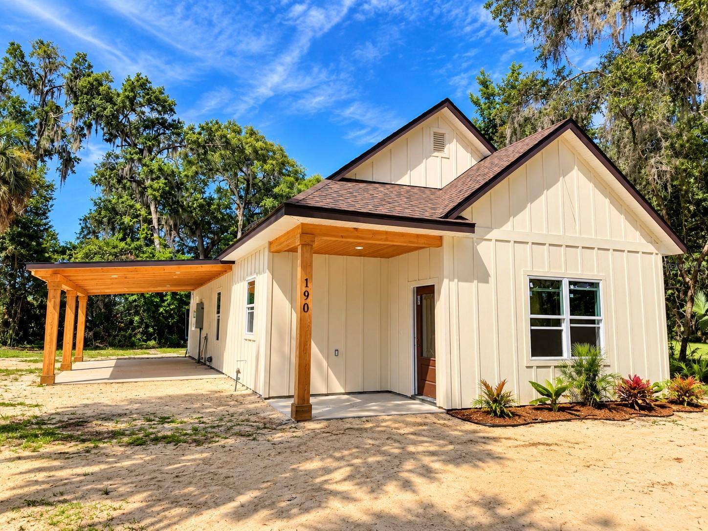 190 NW 2ND ST, Williston, FL 32696