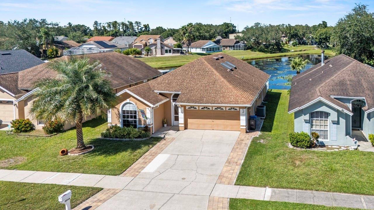 7713 MARBELLA CREEK AVE, Tampa, FL 33615
