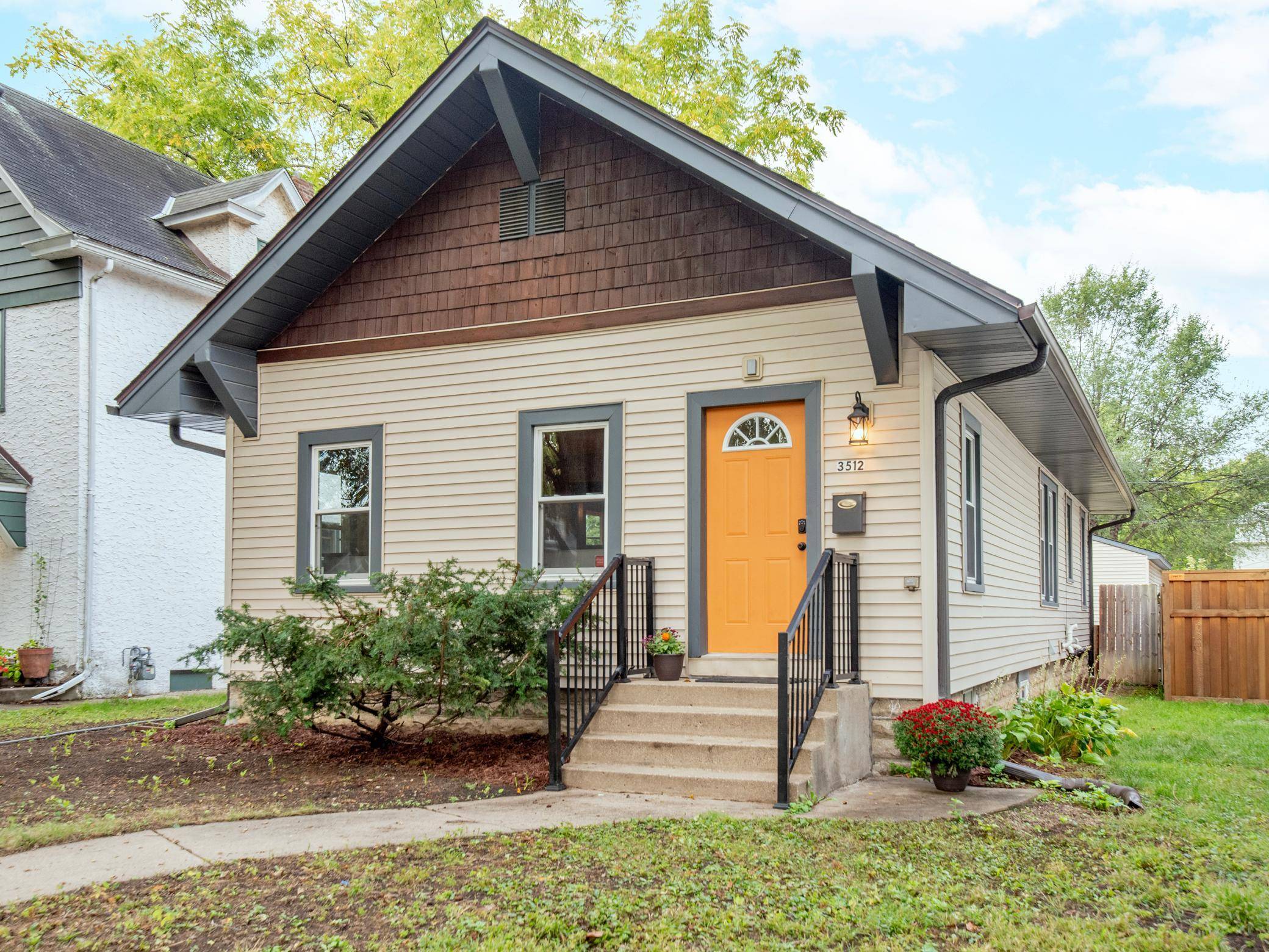 3512 34th AVE S, Minneapolis, MN 55406