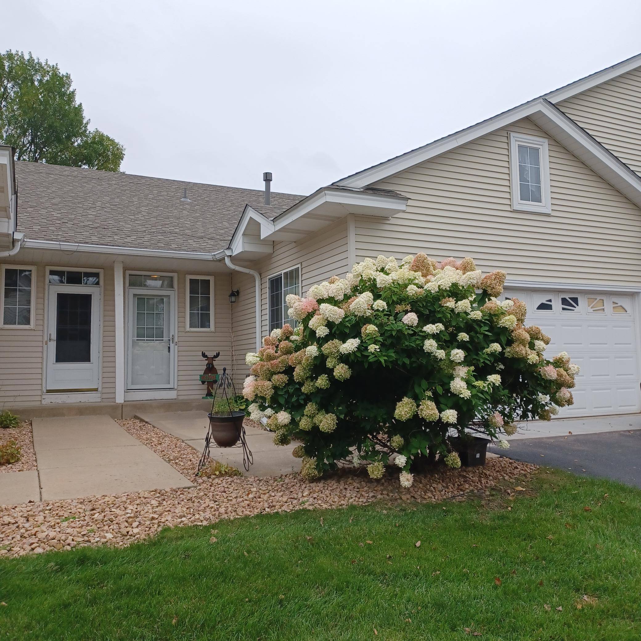 12795 Ulysses CIR NE, Blaine, MN 55434