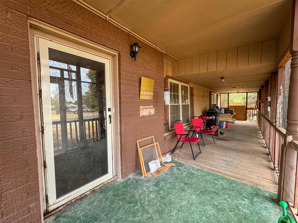 420 W 8th ST, Cordell, OK 73632
