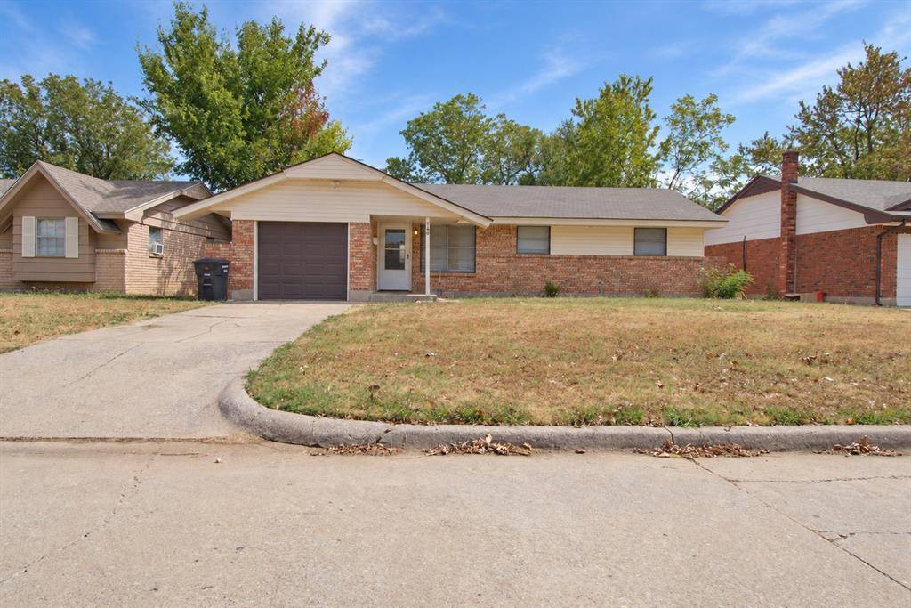 740 Butler ST, Moore, OK 73160