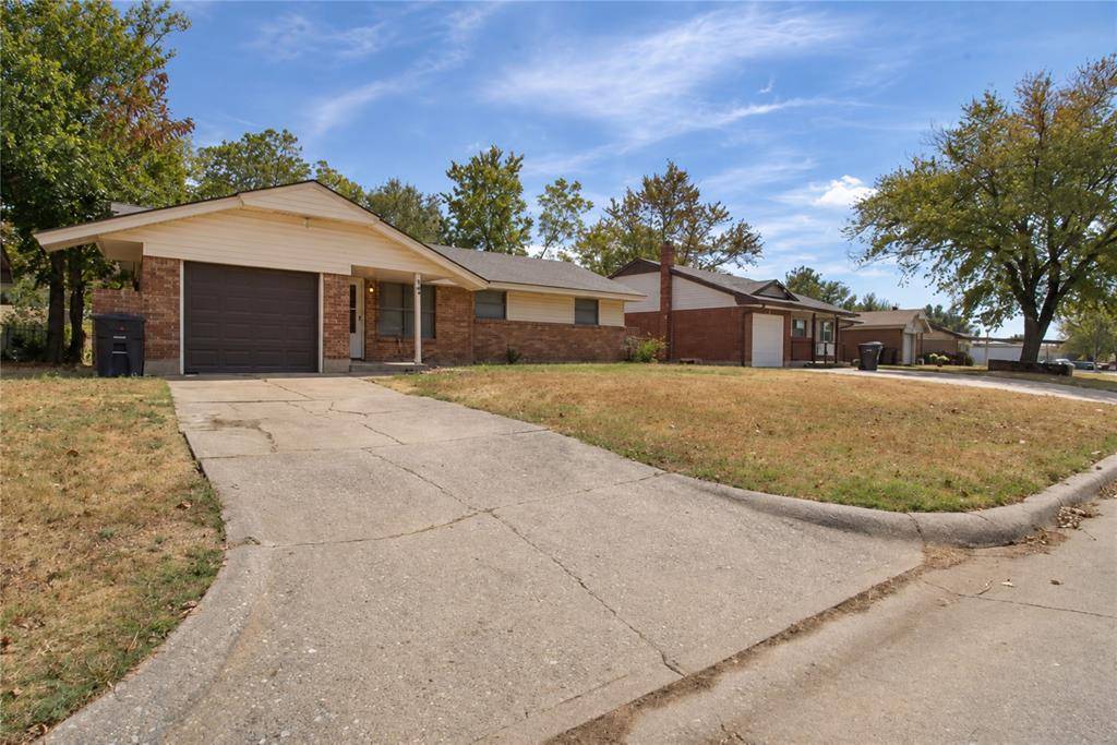 740 Butler ST, Moore, OK 73160