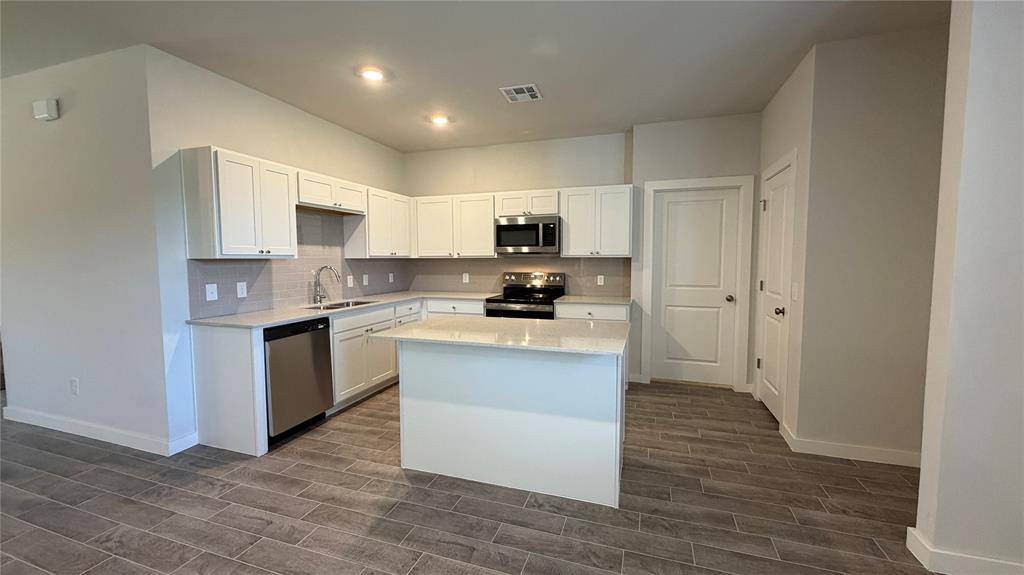17630 Blackhawk CT, Newalla, OK 74857
