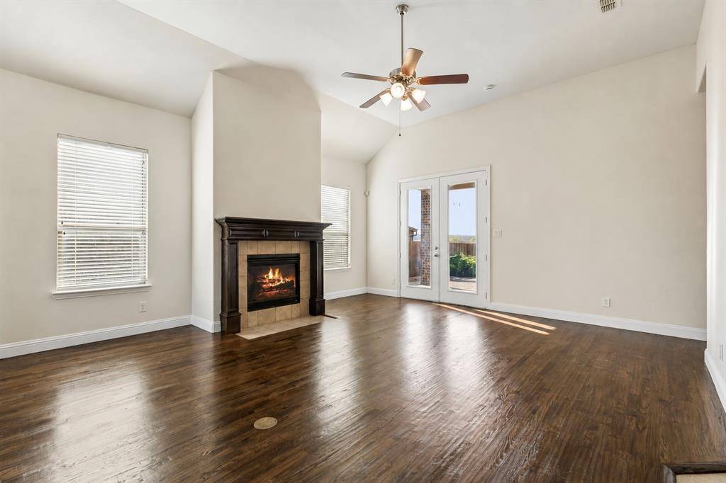 4813 Parkplace Drive, Denton, TX 76226