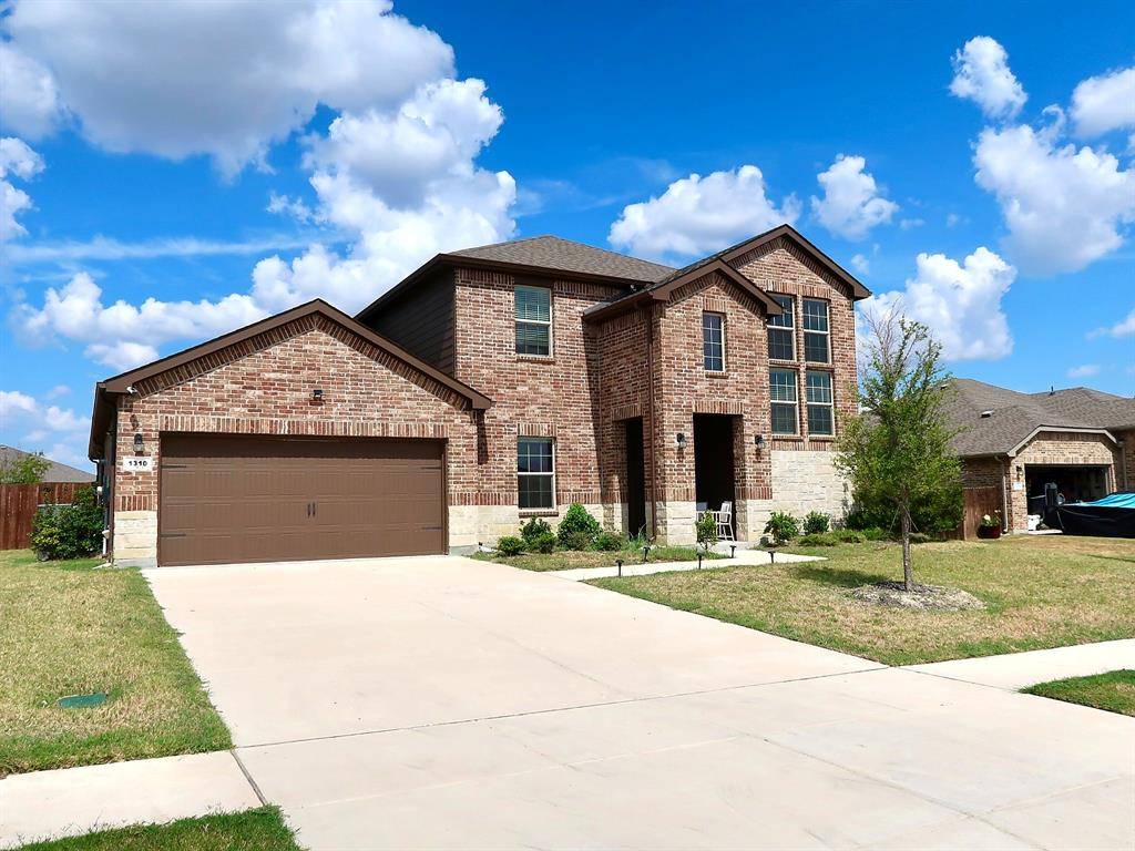 1310 Tophill Drive, Cedar Hill, TX 75104