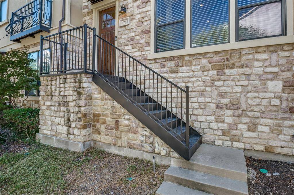 5720 Robbie Road, Plano, TX 75024