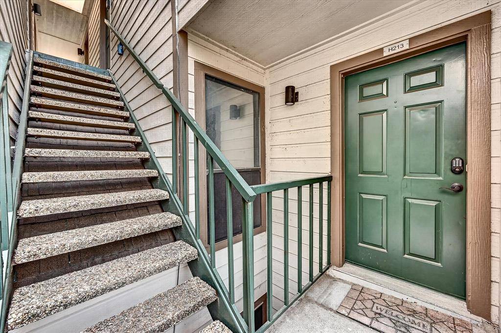 2311 Balsam Drive #H213, Arlington, TX 76006