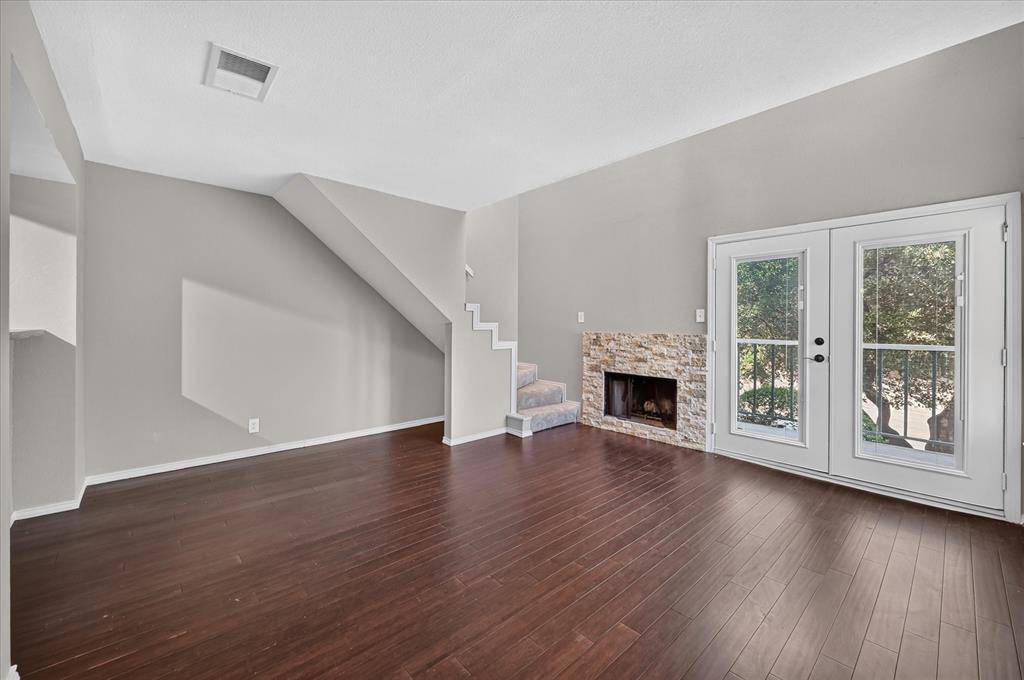 2311 Balsam Drive #H213, Arlington, TX 76006